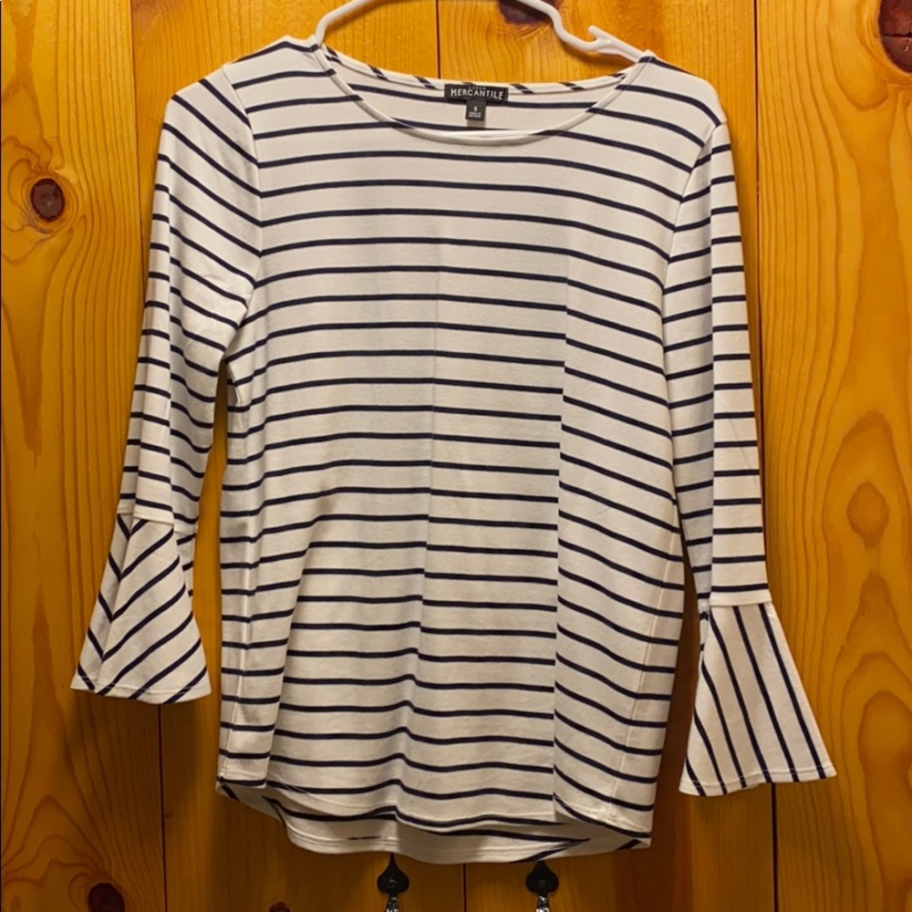 3/4 sleeve, perfect to wear to work